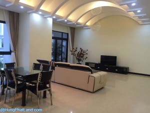 Không gian phòng khách - căn hộ Royal City R1 181m2 đủ đồ