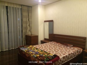 chung-cu-royal-city-R1-145m2-3-ngu-du-do---phong-ngu-1-1