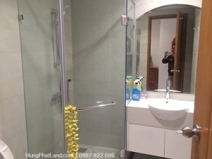 Nhà vệ sinh căn hộ 55m2 R6 Royal City