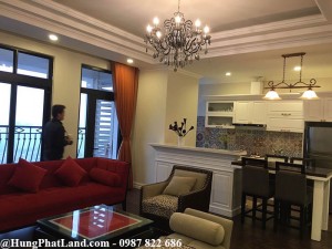 Sofa + Bếp căn hộ chung cư Royal City