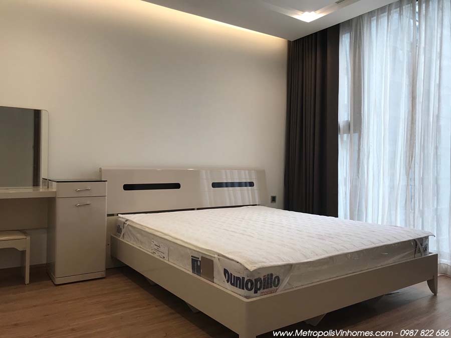 Phòng ngủ - căn hộ M3 110m2 3 phòng ngủ đủ đồ cho thuê (Vinhomes Metropolis 29 Liễu Giai)