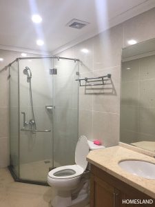 Phòng tắm đứng - căn hộ 2 ngủ toà R2