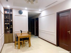 Khu bàn ăn của bếp