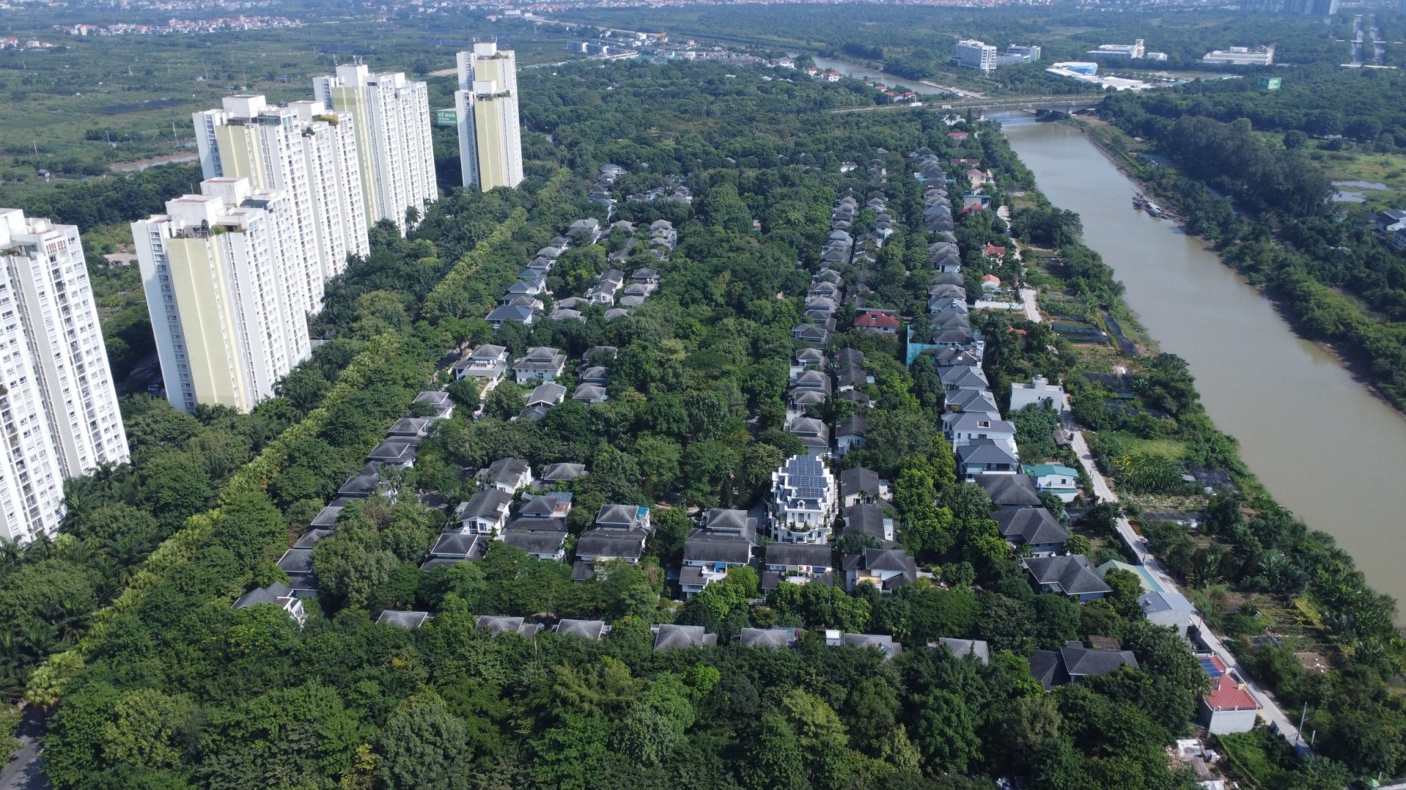 Bán Biệt Thự Ecopark Giá Tốt 2026 | Bảng Giá, Quỹ Căn & Sổ Đỏ Chính Chủ